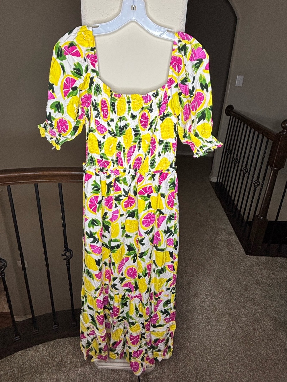 Steve Madden Grapefruit Challis Midi Dress Size M Smocked Novelty Spring